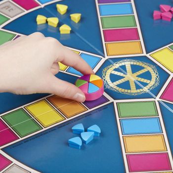 Picture of Hasbro Επιτραπέζιο Trivial Pursuit Classic Edition (C1940)