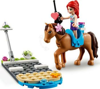 Picture of Lego Friends Heartlake City Vet Clinic (41446)