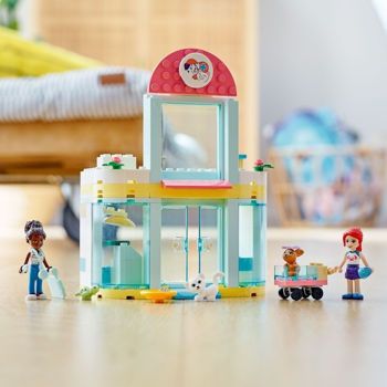 Picture of Lego Friends Pet Clinic (41695)