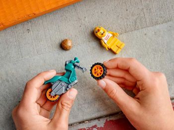 Picture of LEGO® City Stuntz Chicken Stunt Bike (60310)