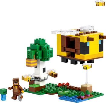 Picture of Lego Minecraft The Bee Cottage (21241)